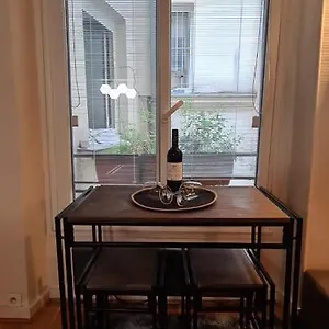Appartement Cozy Apt Heart Of Paris, 3 Mins Louvre, Paris