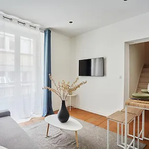  Apartment Louvre Museum By Prestige